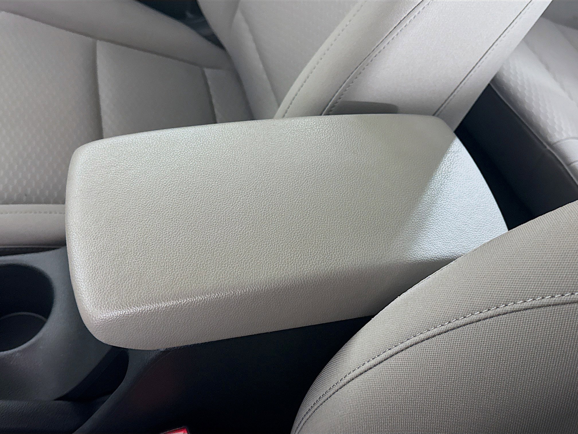 Used 2020 Hyundai Elantra SE FWD image 18