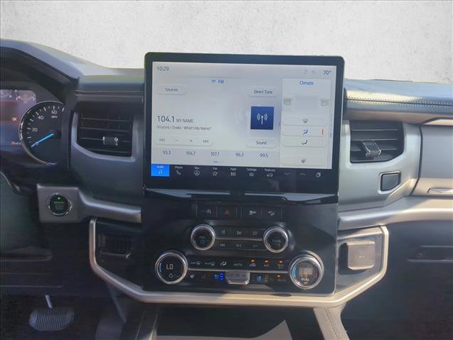 Used 2024 Ford Expedition Max XLT image 16