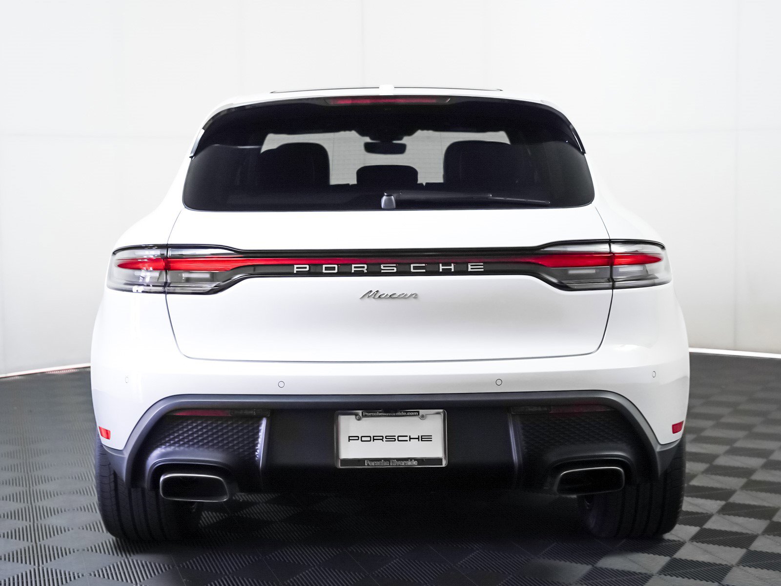 New 2026 Porsche Macan image 11