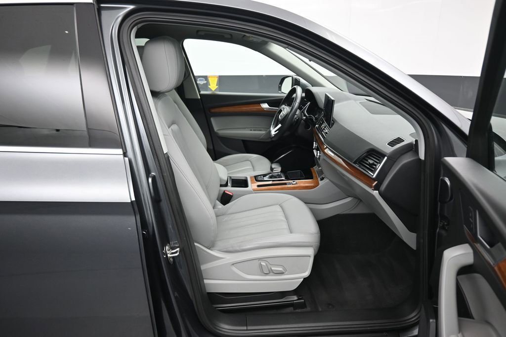 Used 2022 Audi Q5 2.0T Premium AWD/4WD image 45