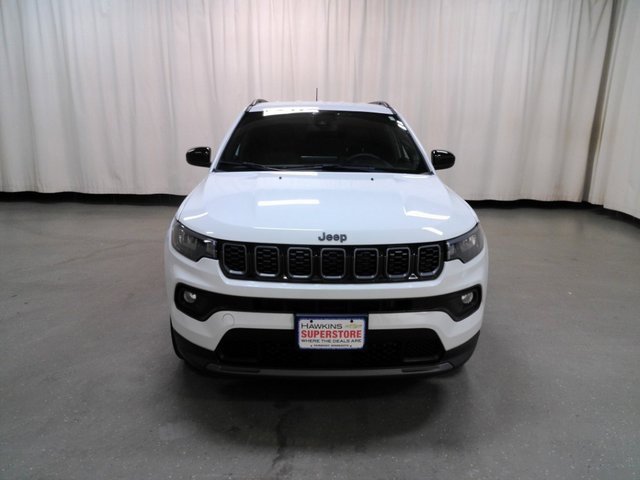 Used 2025 Jeep Compass Latitude w/ Altitude Special Edition image 10