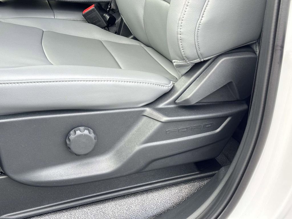 New 2026 Ford F550 2WD Regular Cab Super Duty image 14