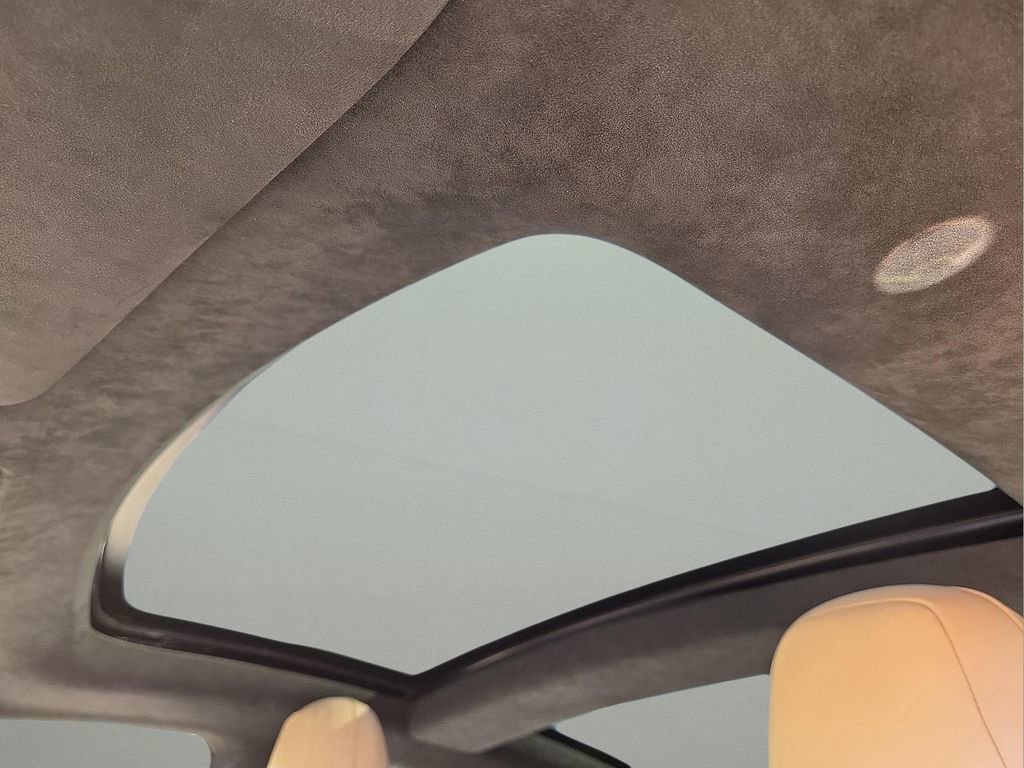 Used 2016 Tesla Model S P90D image 15