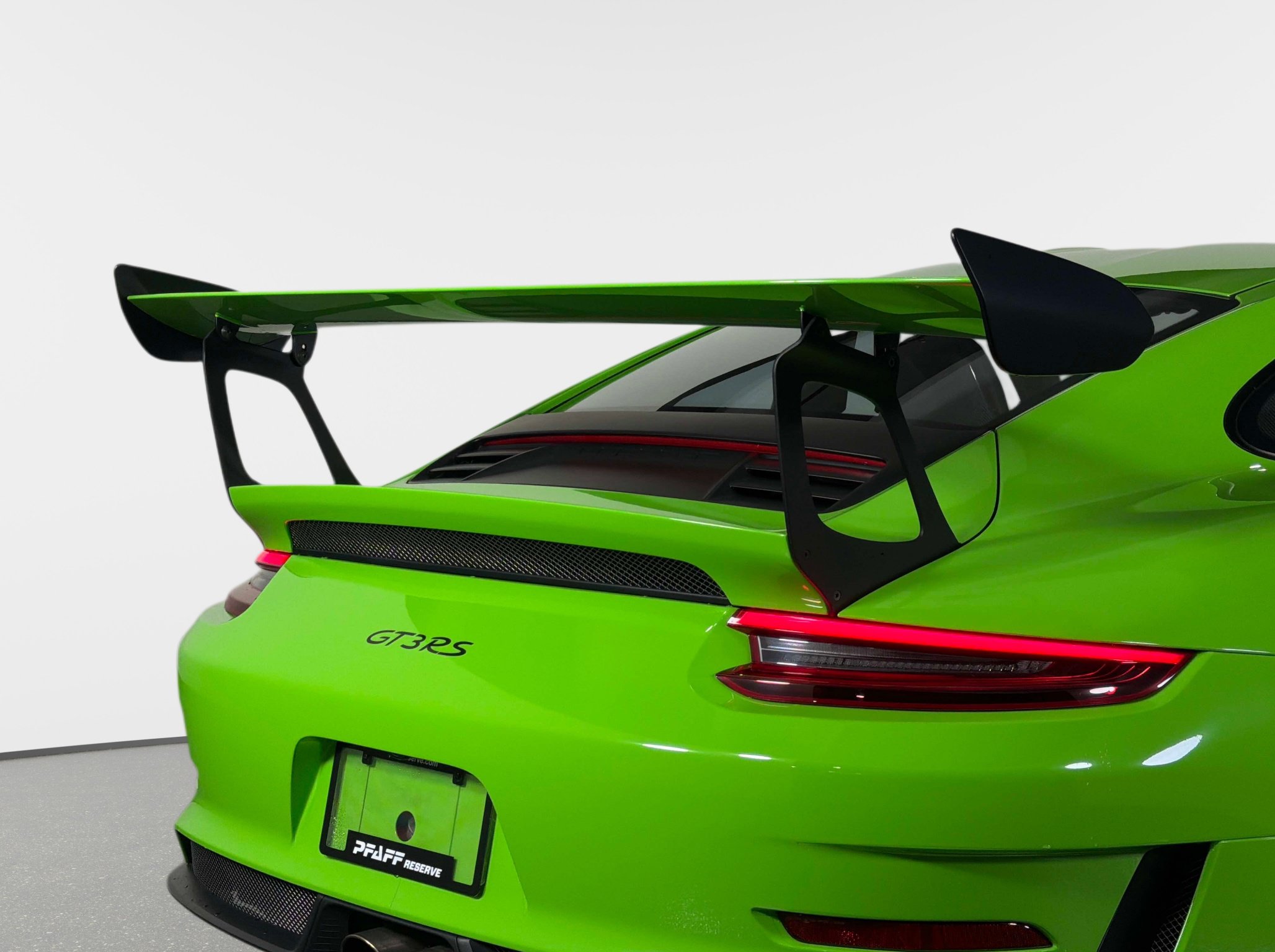 Used 2019 Porsche 911 GT3 RS RWD image 9