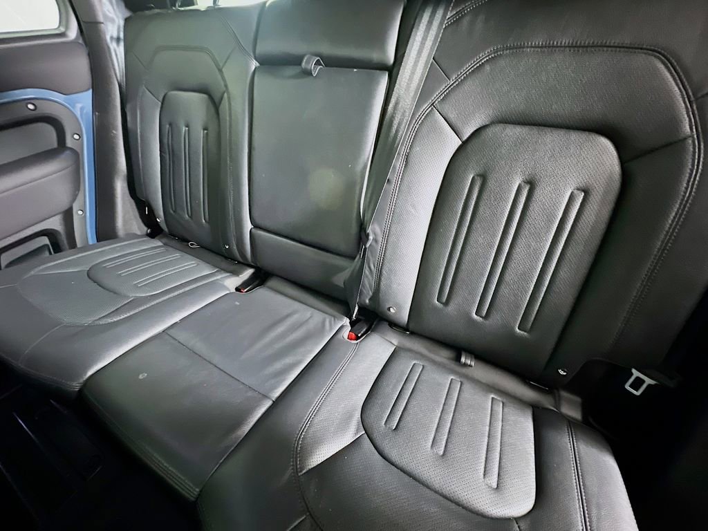 Used 2022 Land Rover Defender 110 S image 26