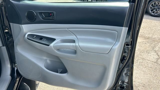 Used 2015 Toyota Tacoma PreRunner w/ Convenience Package RWD image 10