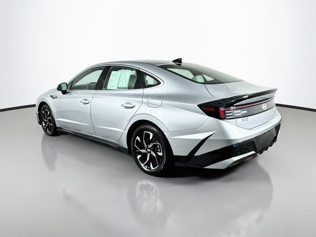 Used 2024 Hyundai Sonata SEL FWD image 6