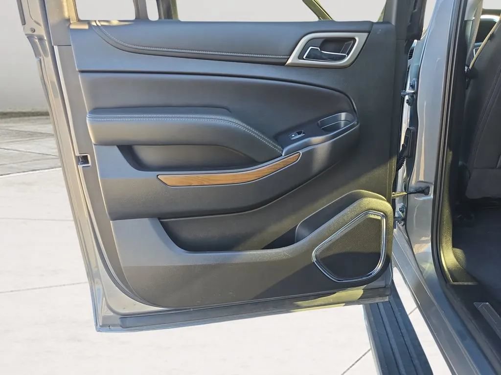 Used 2019 GMC Yukon XL Denali w/ Denali Ultimate Package RWD image 12