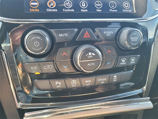 Used 2021 Jeep Grand Cherokee Laredo X image 24