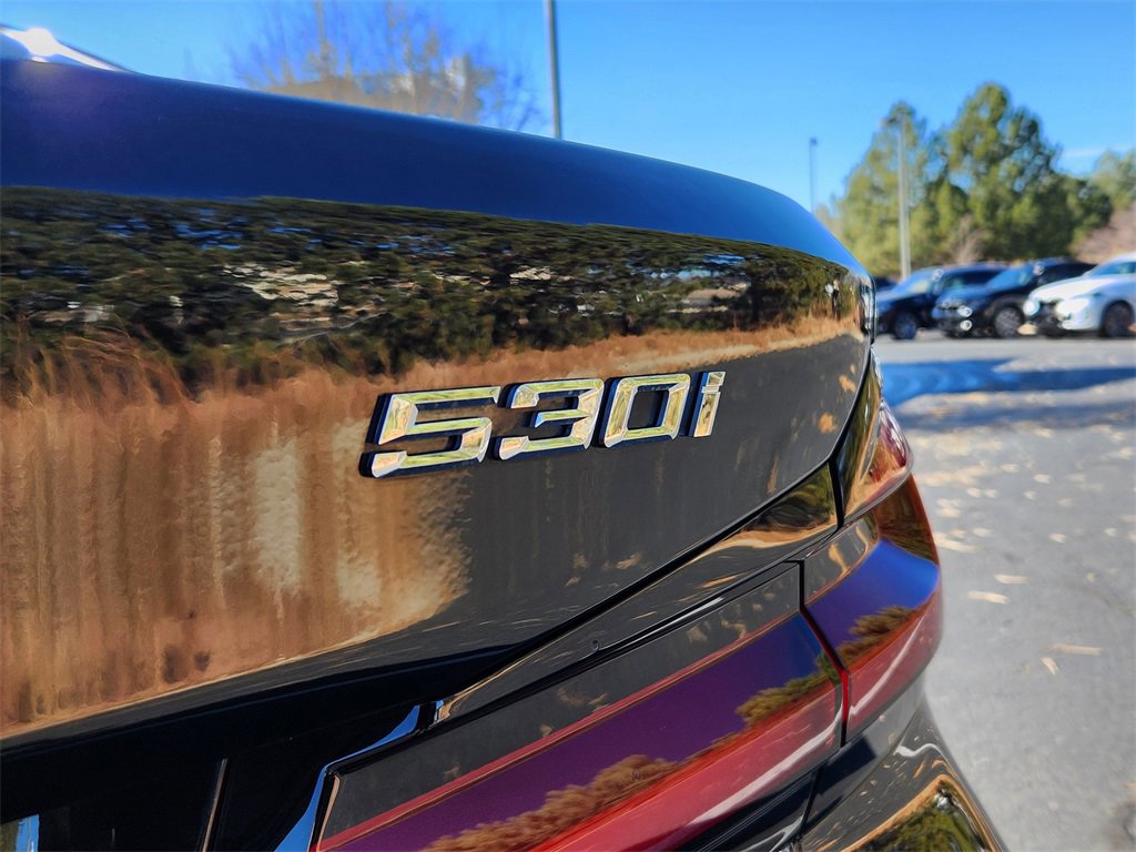 Used 2022 BMW 530i xDrive w/ M Sport Package image 31