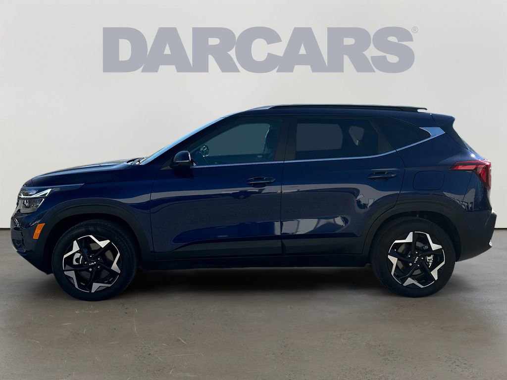 Used 2025 Kia Seltos EX image 4