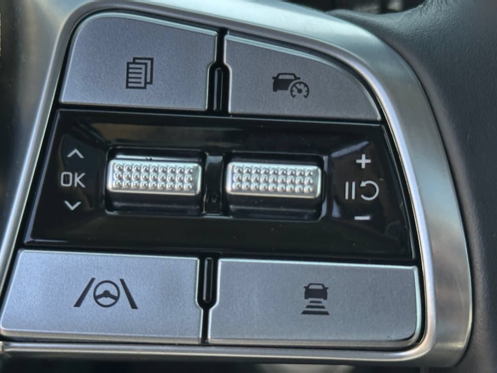 Used 2025 Kia Telluride S FWD image 18