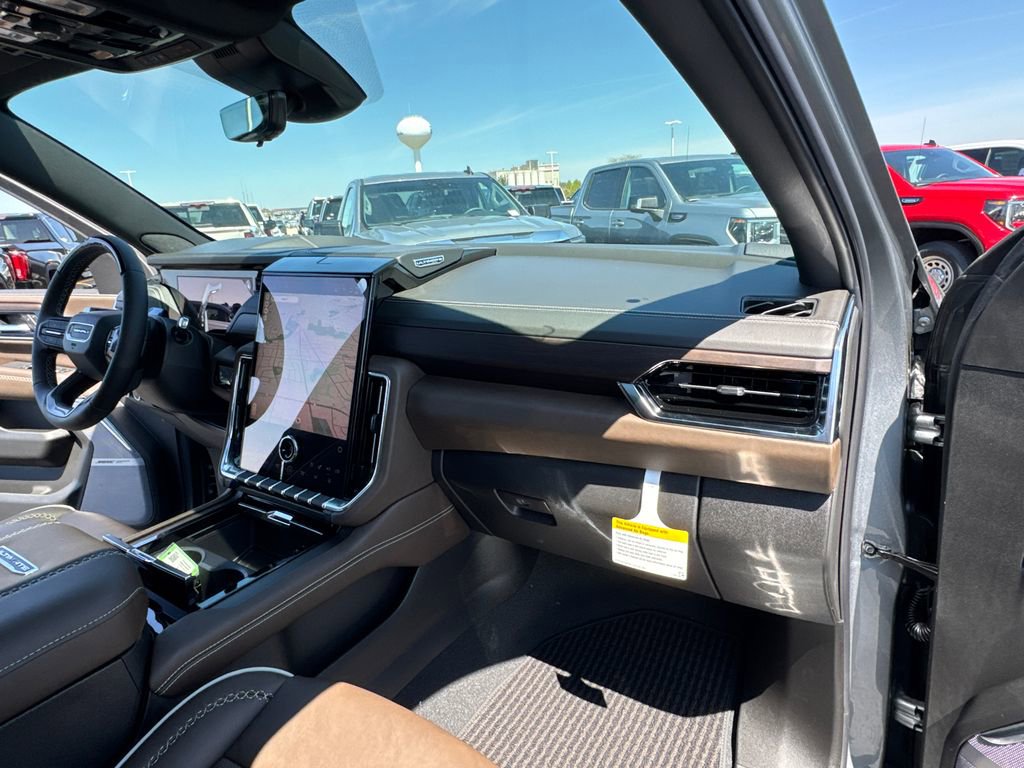 New 2026 GMC Yukon XL Denali Ultimate AWD/4WD image 31