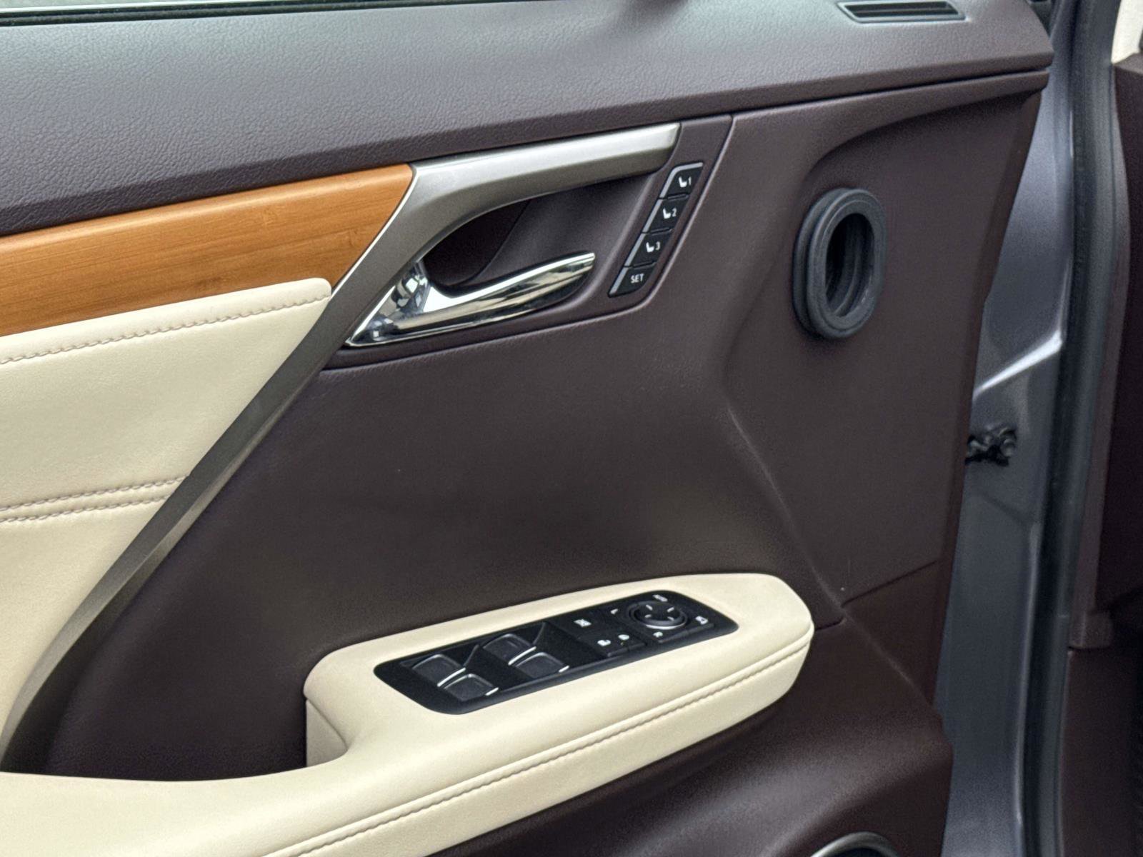 Used 2019 Lexus RX 350 AWD w/ Navigation Package image 20