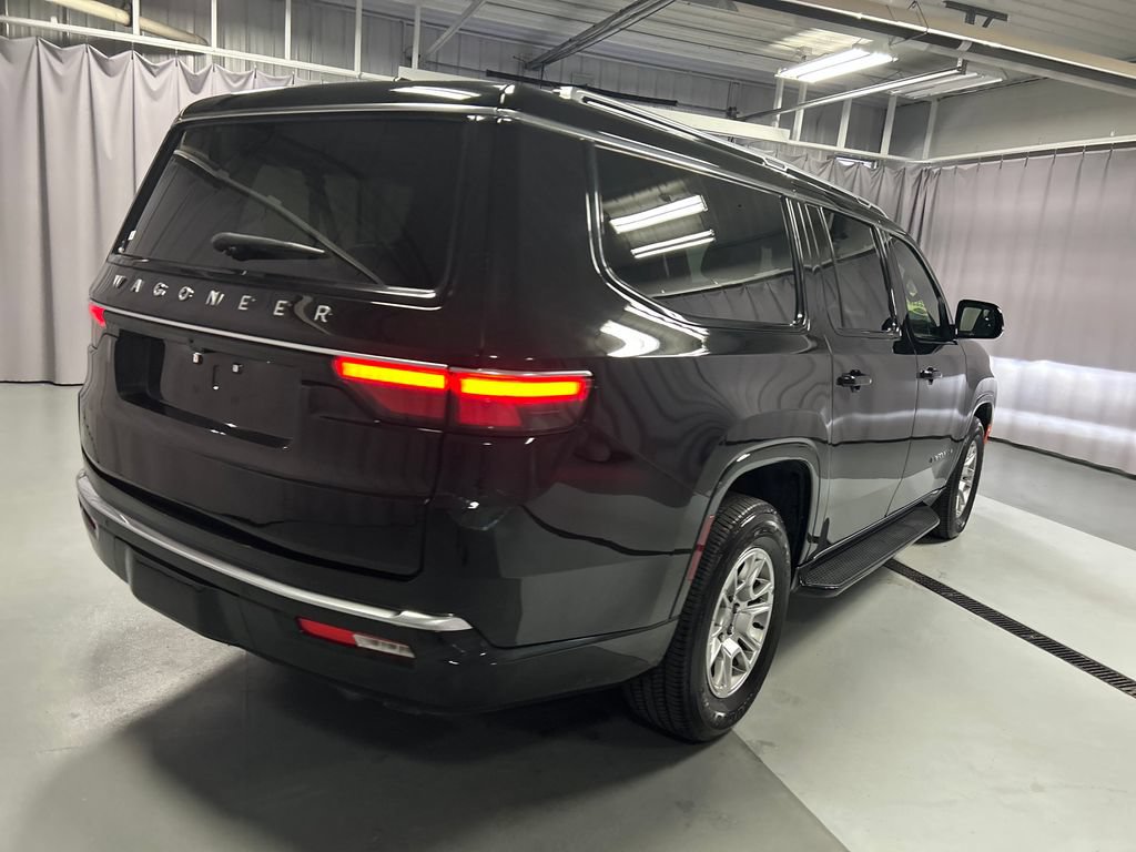Used 2024 Jeep Wagoneer L 4WD image 7