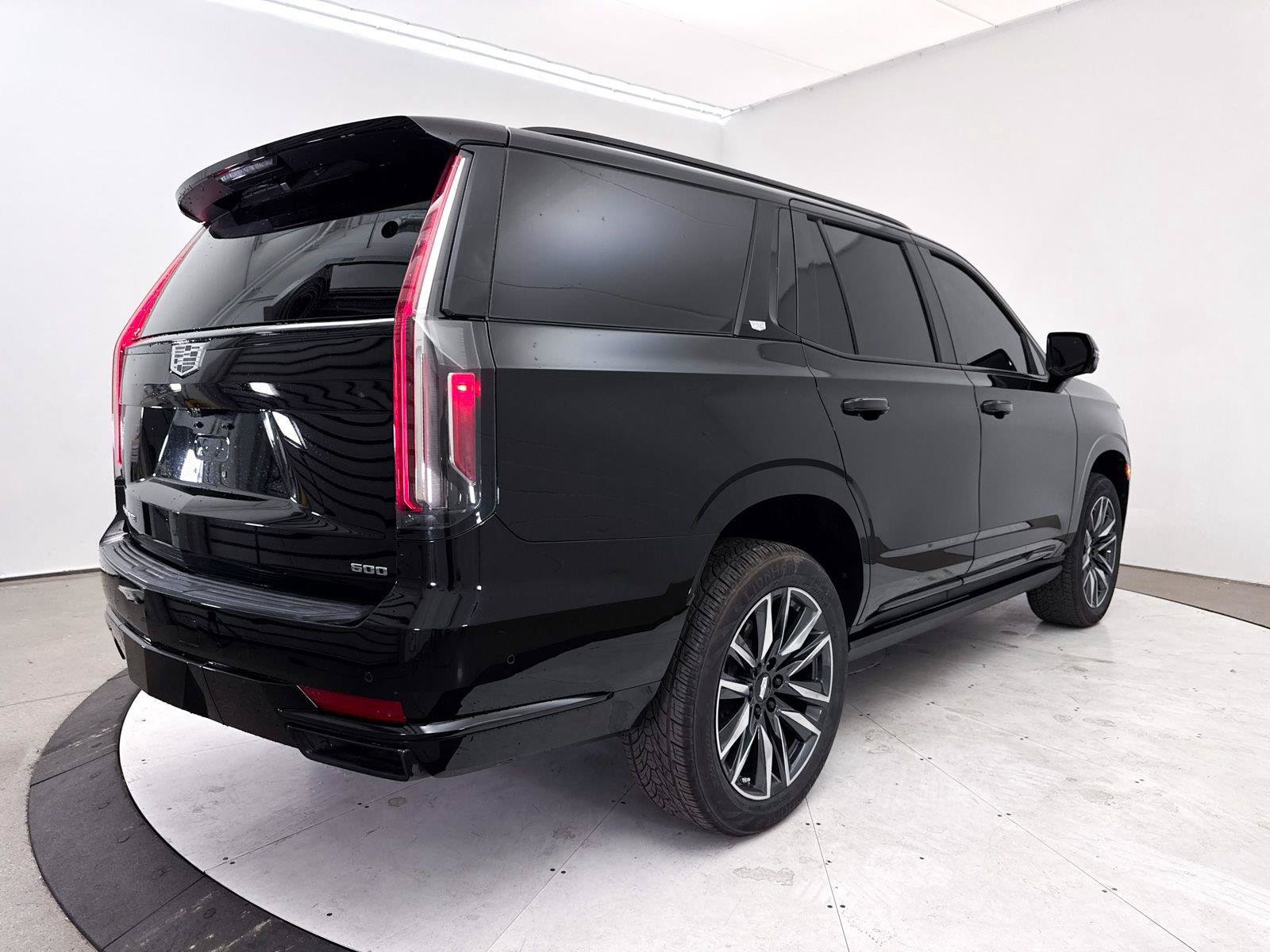 Used 2022 Cadillac Escalade Sport Platinum AWD/4WD image 20