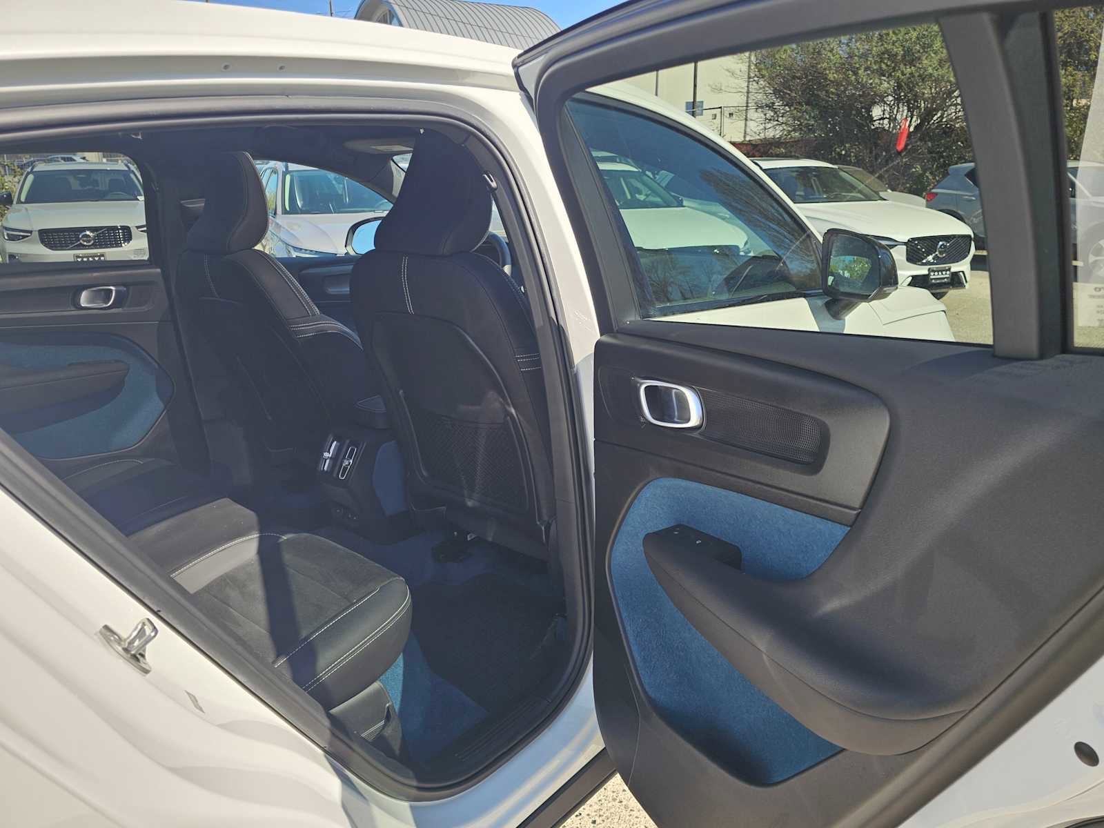 Certified 2023 Volvo C40 P8 Recharge Plus w/ Climate Package image 12