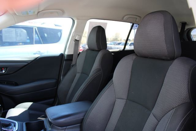 Used 2020 Subaru Outback Premium image 15