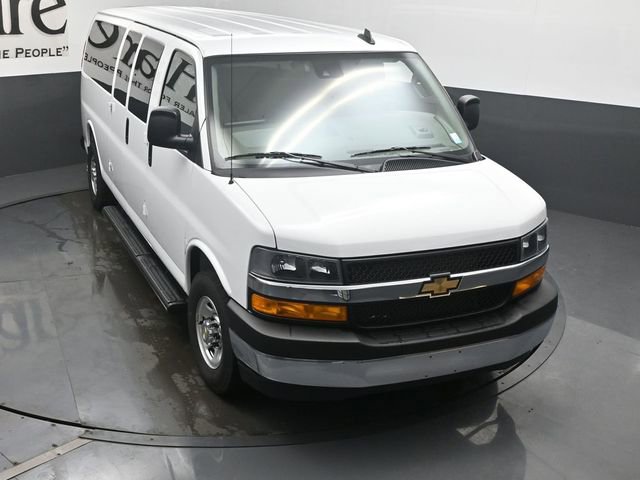 New 2025 Chevrolet Express 3500 LT w/ LT Preferred Equipment Group RWD image 26
