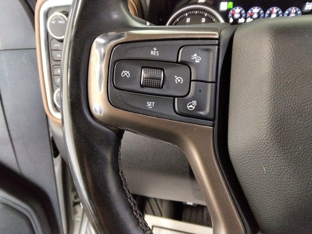 Used 2023 Chevrolet Silverado 2500 High Country w/ Technology Package image 12