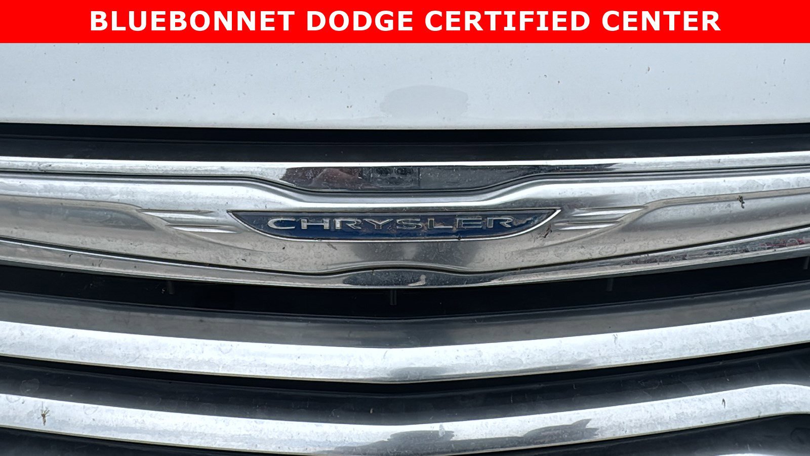 Used 2013 Chrysler Town & Country Touring-L w/ Driver Convenience Group FWD image 8