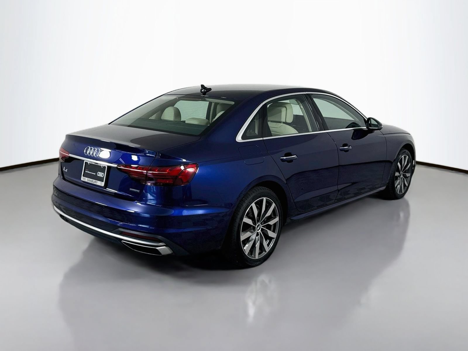 Certified 2022 Audi A4 2.0T Premium Plus w/ Premium Plus Package AWD/4WD image 9
