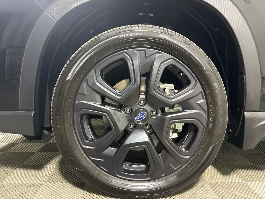 Certified 2024 Subaru Ascent Onyx Edition AWD/4WD image 35
