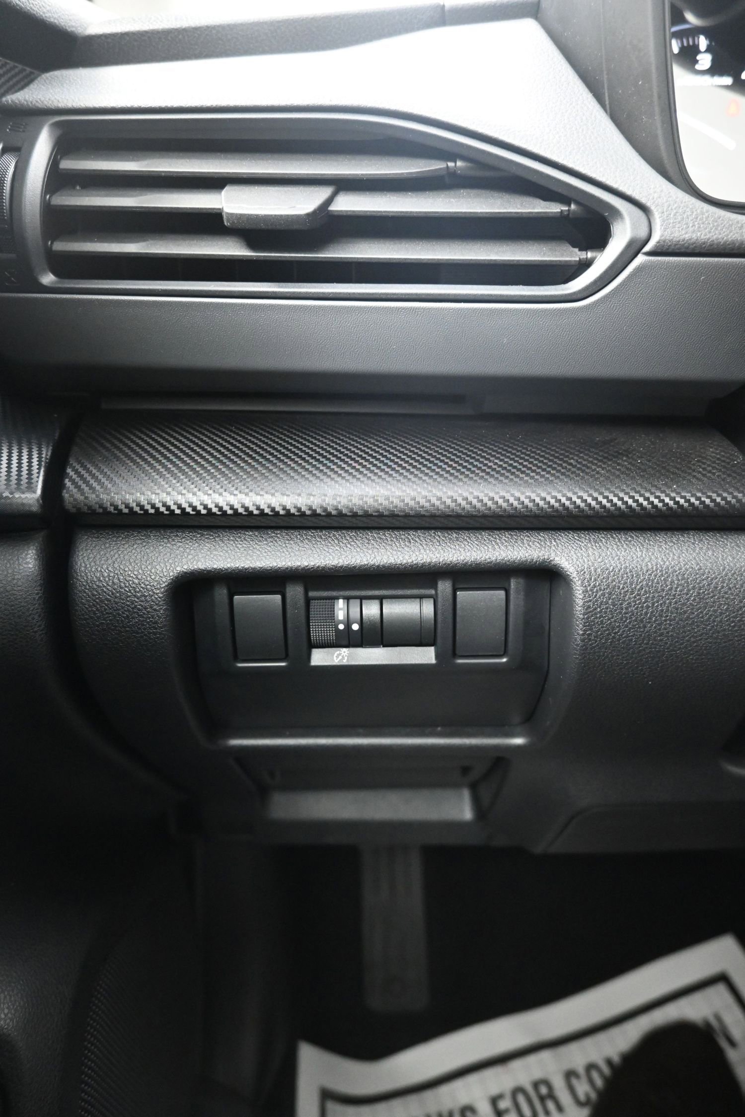 Used 2024 Subaru Crosstrek 2.0i Premium image 19