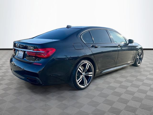 Used 2019 BMW 740i w/ M Sport Package image 7