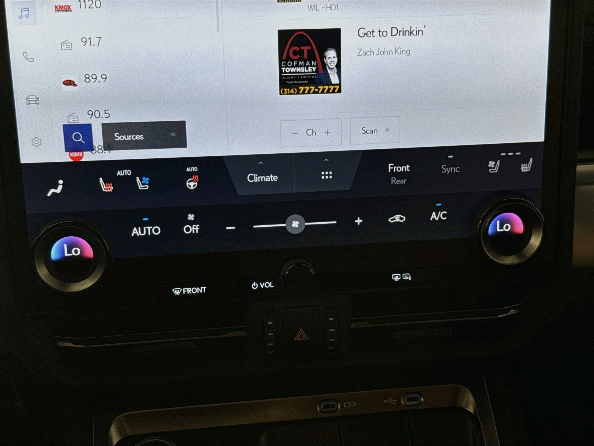 Used 2025 Lexus GX 550 w/ Accessory Package (31) AWD/4WD image 18