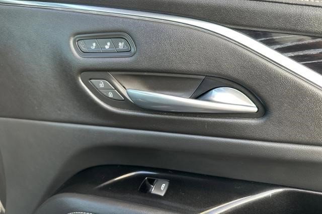 Certified 2022 Cadillac Escalade Sport w/ LPO, ONYX Package image 28