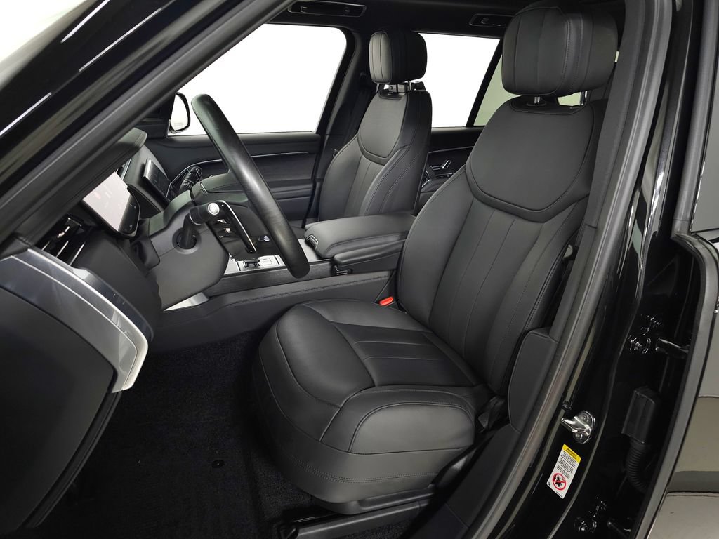 Certified 2026 Land Rover Range Rover SE AWD/4WD image 18