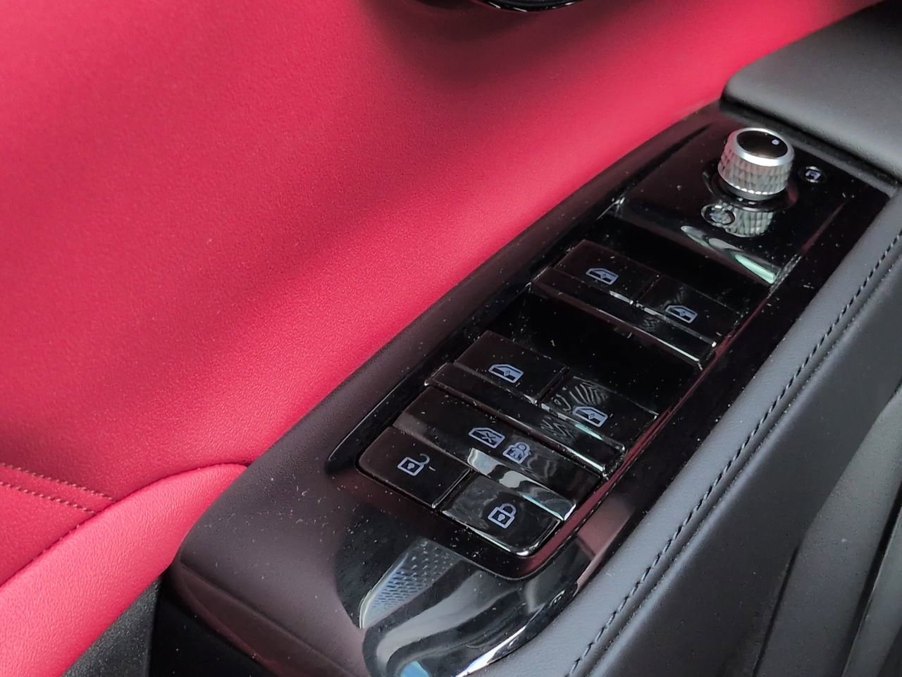 New 2026 Maserati Grecale Modena image 24