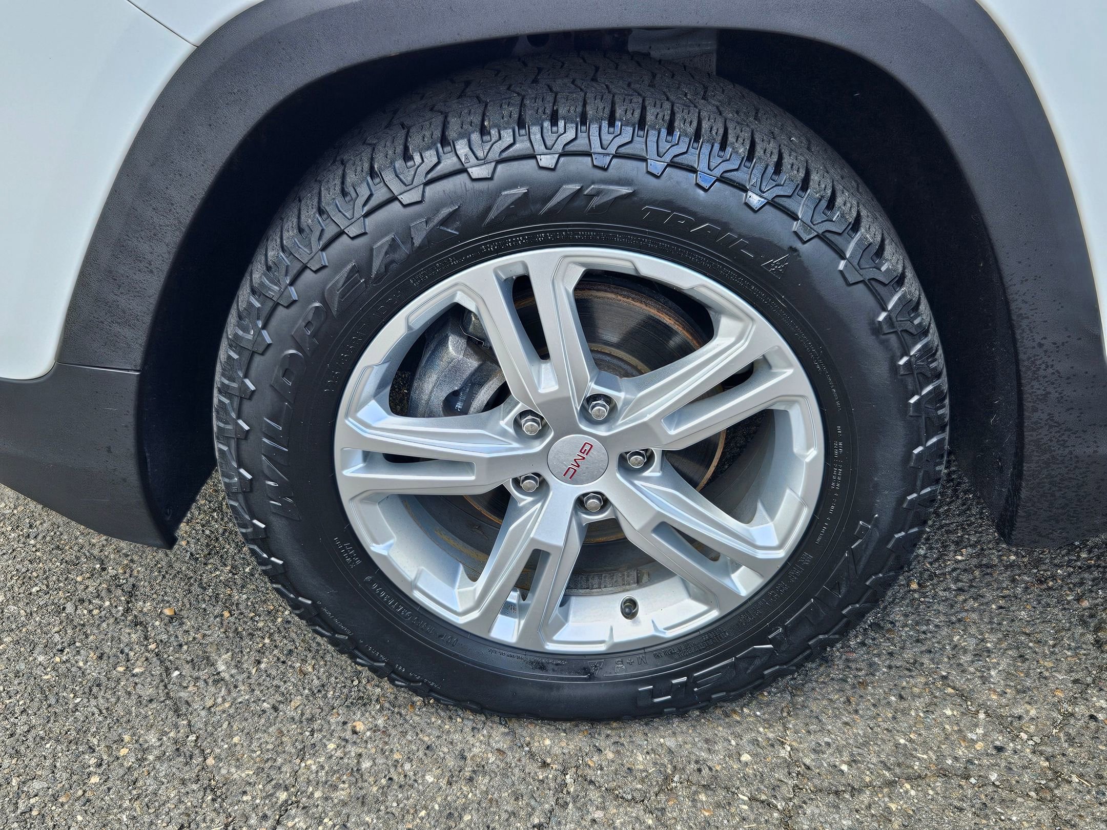 Used 2018 GMC Terrain SLE image 32