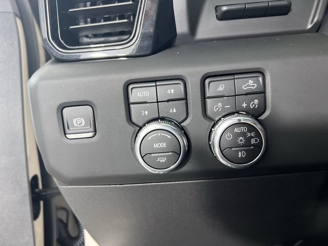 Certified 2026 GMC Sierra 1500 AT4X w/ LPO, Utility Wall Package AWD/4WD image 18