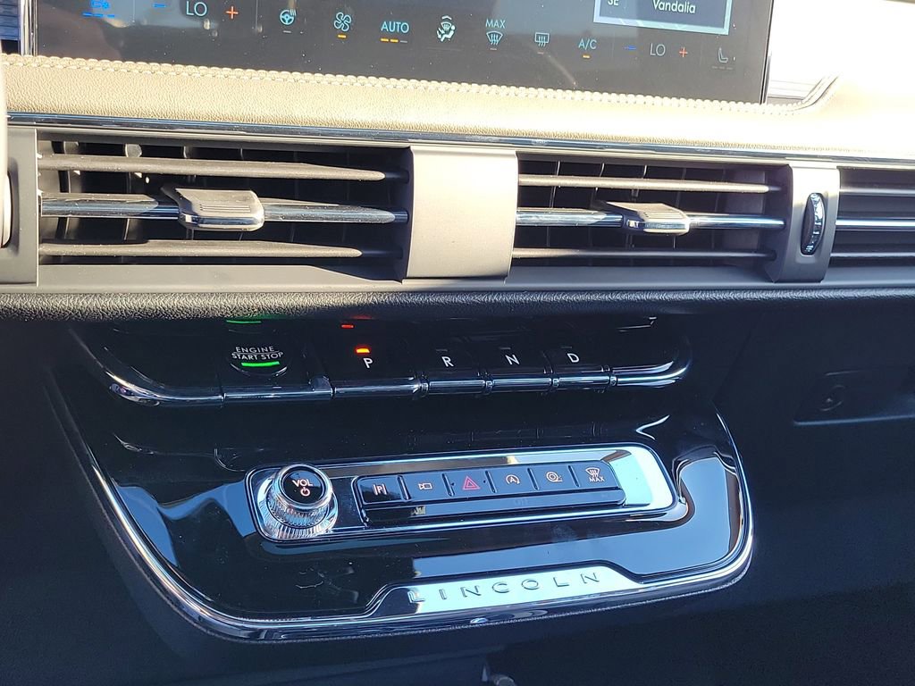 New 2026 Lincoln Corsair Premiere image 28