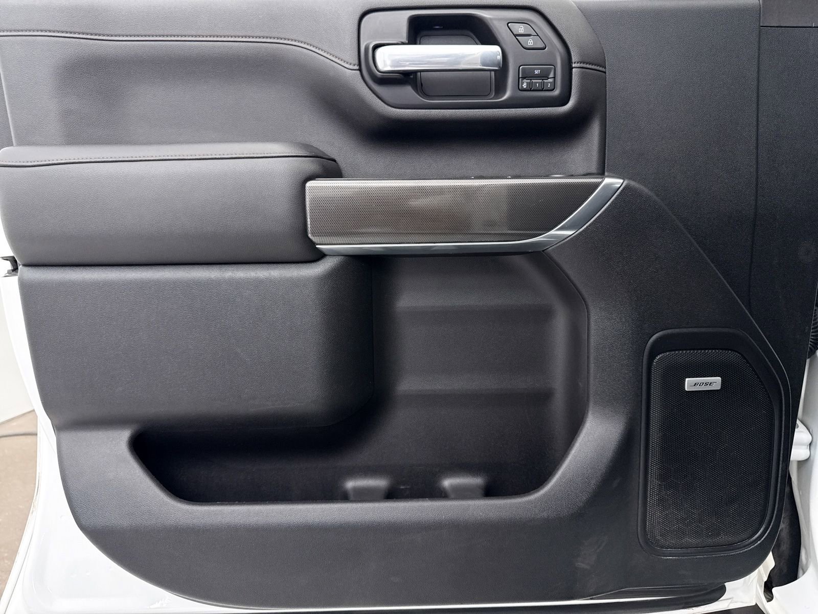 Used 2021 GMC Sierra 2500 AT4 w/ AT4 Premium Plus Package image 30