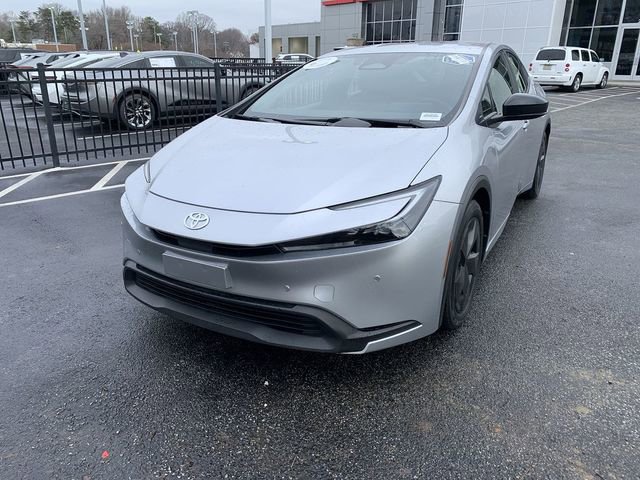 Used 2023 Toyota Prius LE image 4