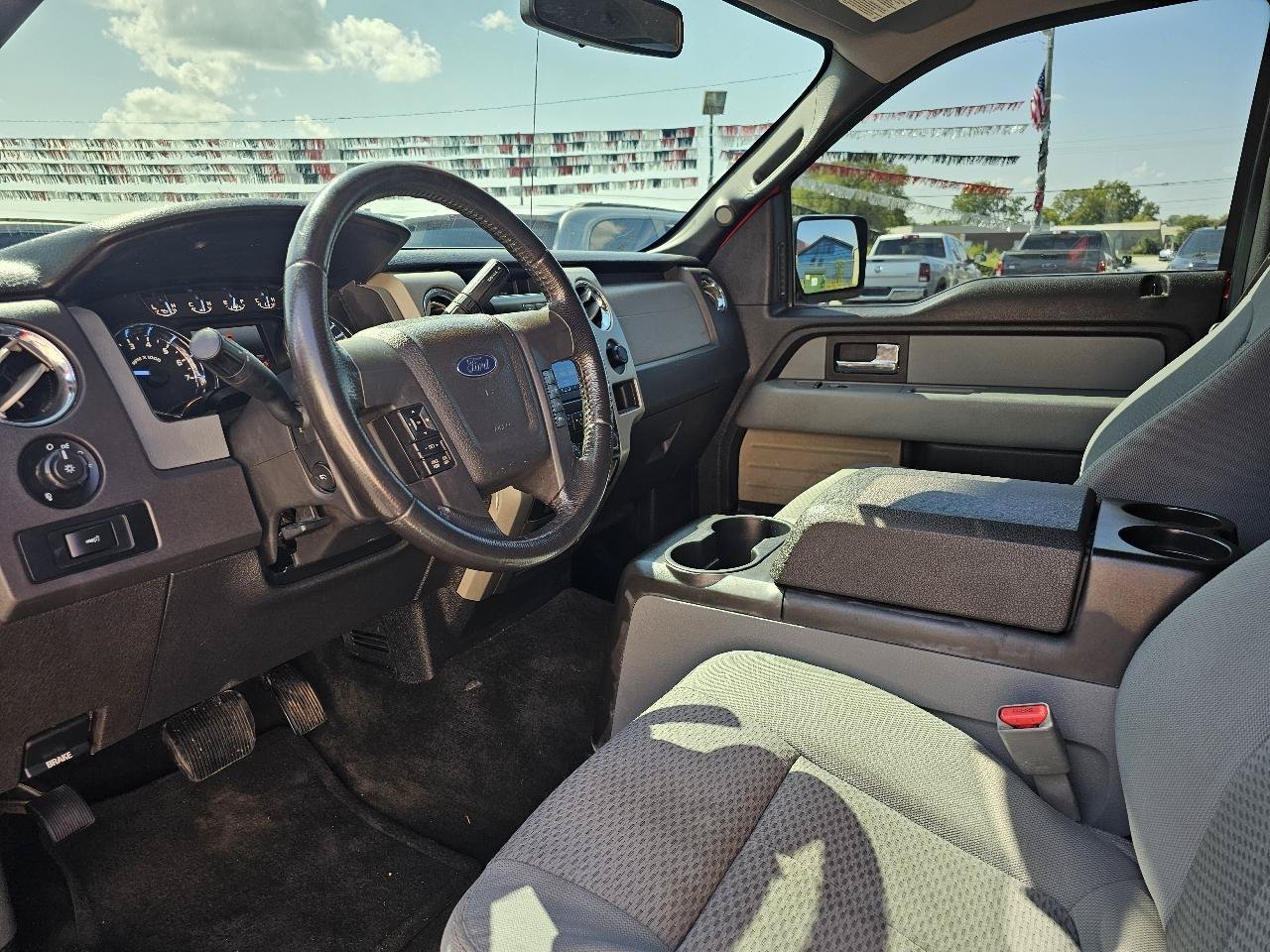 Used 2012 Ford F150 XLT w/ XLT Chrome Pkg AWD/4WD image 5