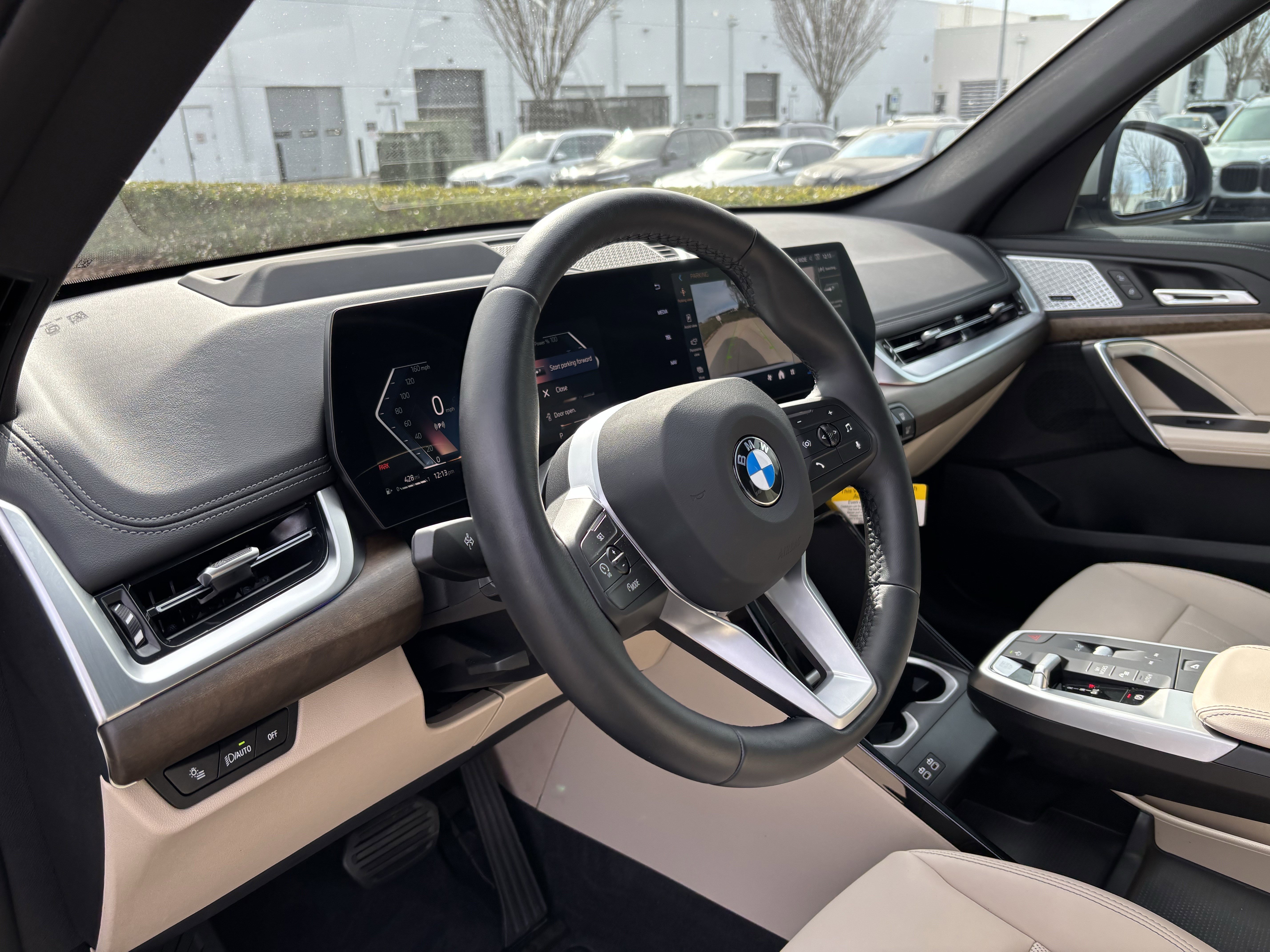 Certified 2025 BMW X1 xDrive28i w/ Technology Package image 17