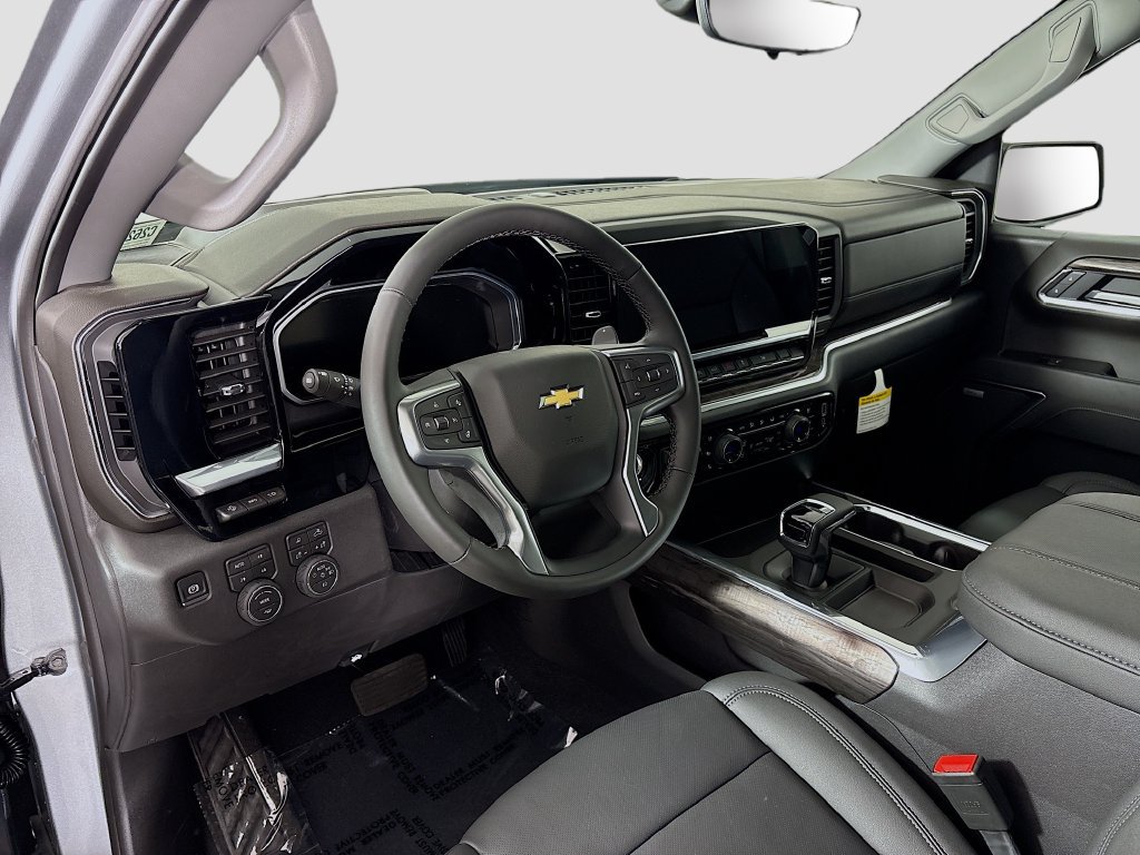 New 2026 Chevrolet Silverado 1500 LTZ w/ LTZ Premium Package AWD/4WD image 9