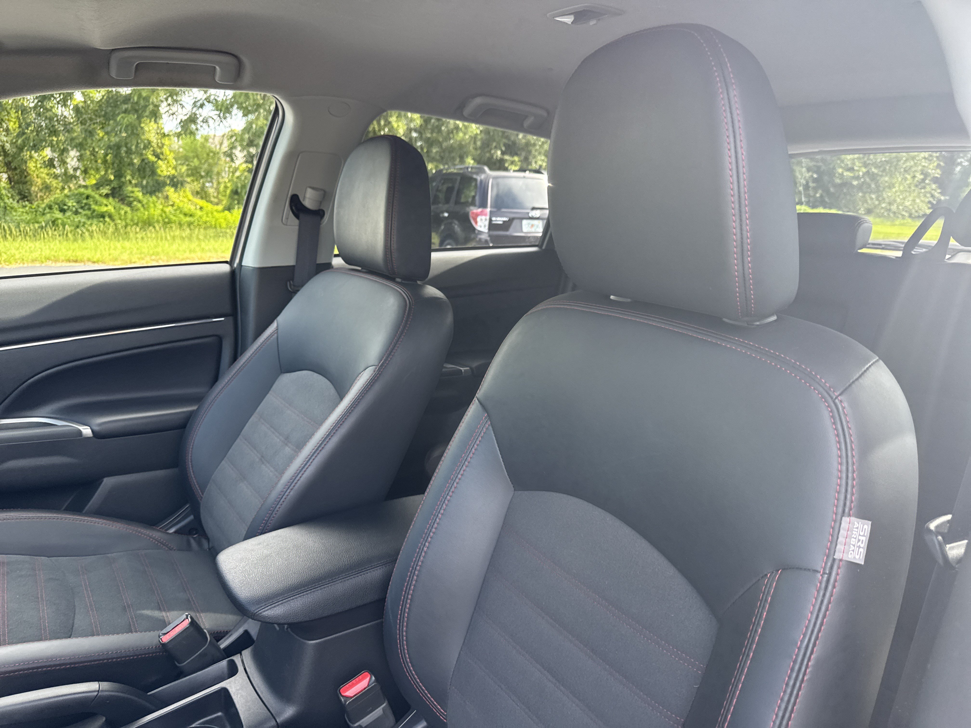 Used 2025 Mitsubishi Outlander Sport ES AWD/4WD image 14