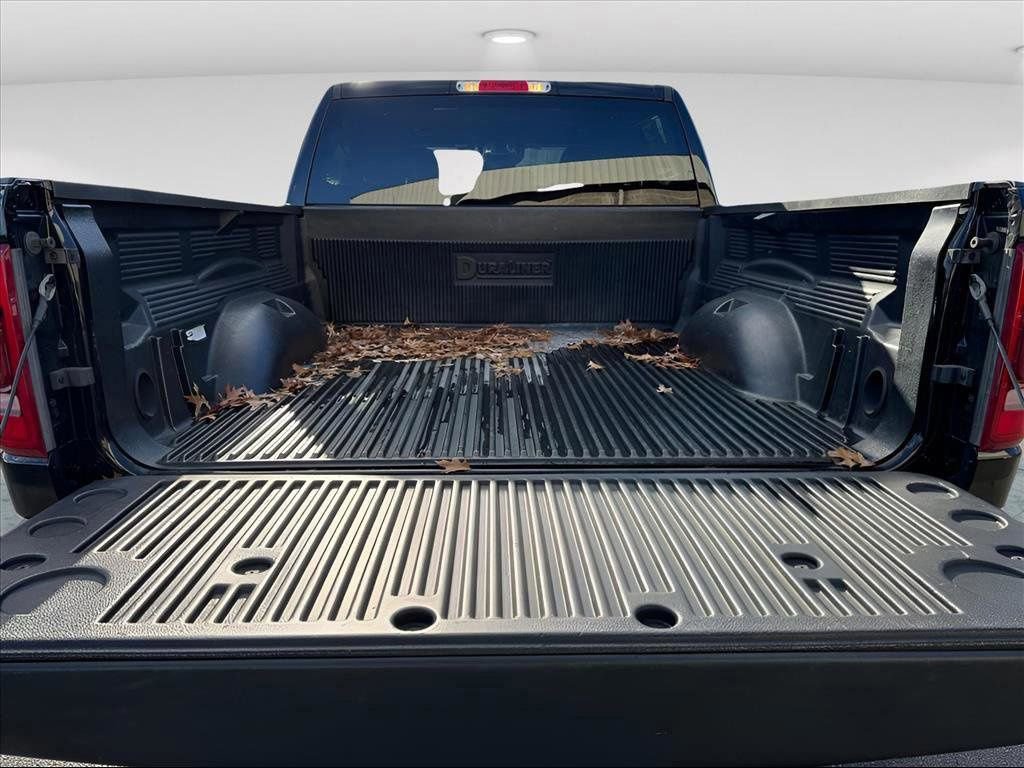 Used 2024 RAM 1500 Laramie image 16