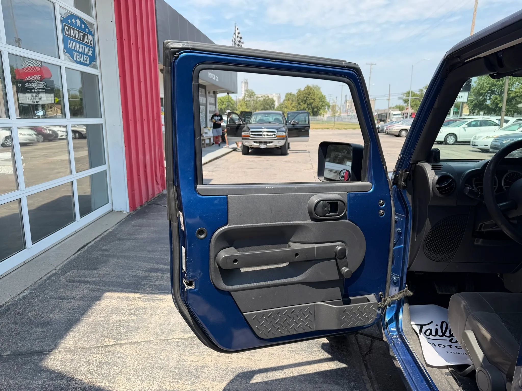 Used 2010 Jeep Wrangler Unlimited Sport AWD/4WD image 9