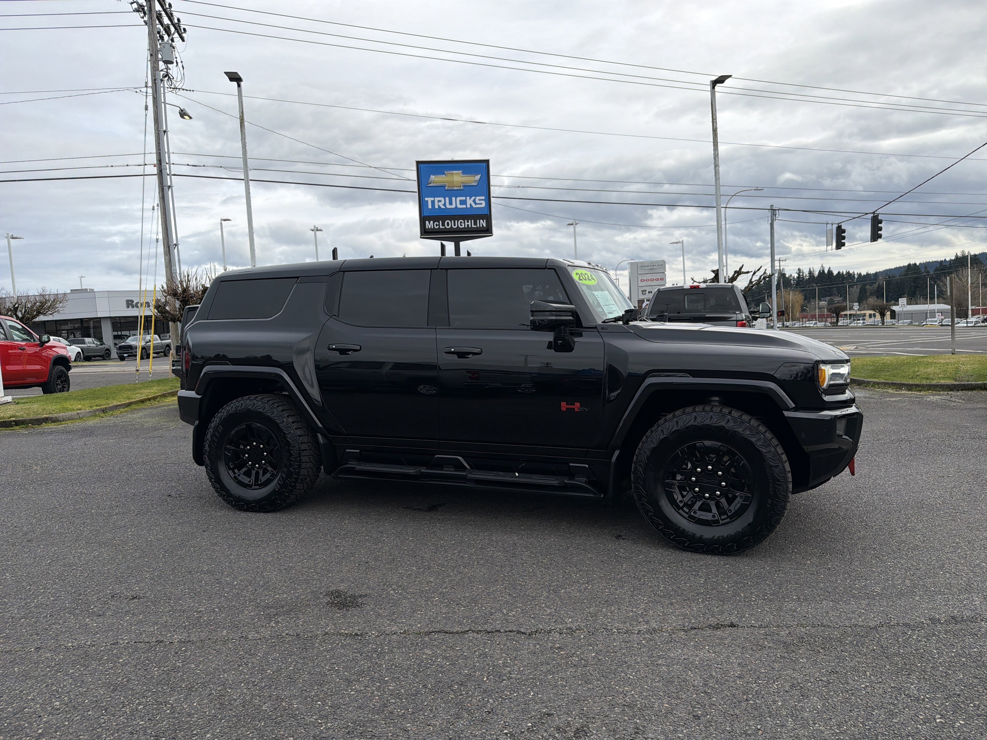 Used 2024 GMC Hummer EV 2X w/ Extreme Off-Road Package image 7