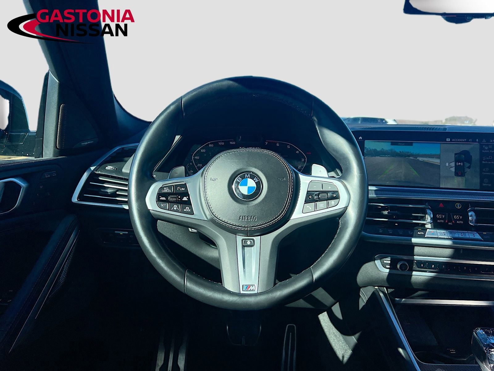 Used 2023 BMW X6 M50i w/ Executive Package image 31