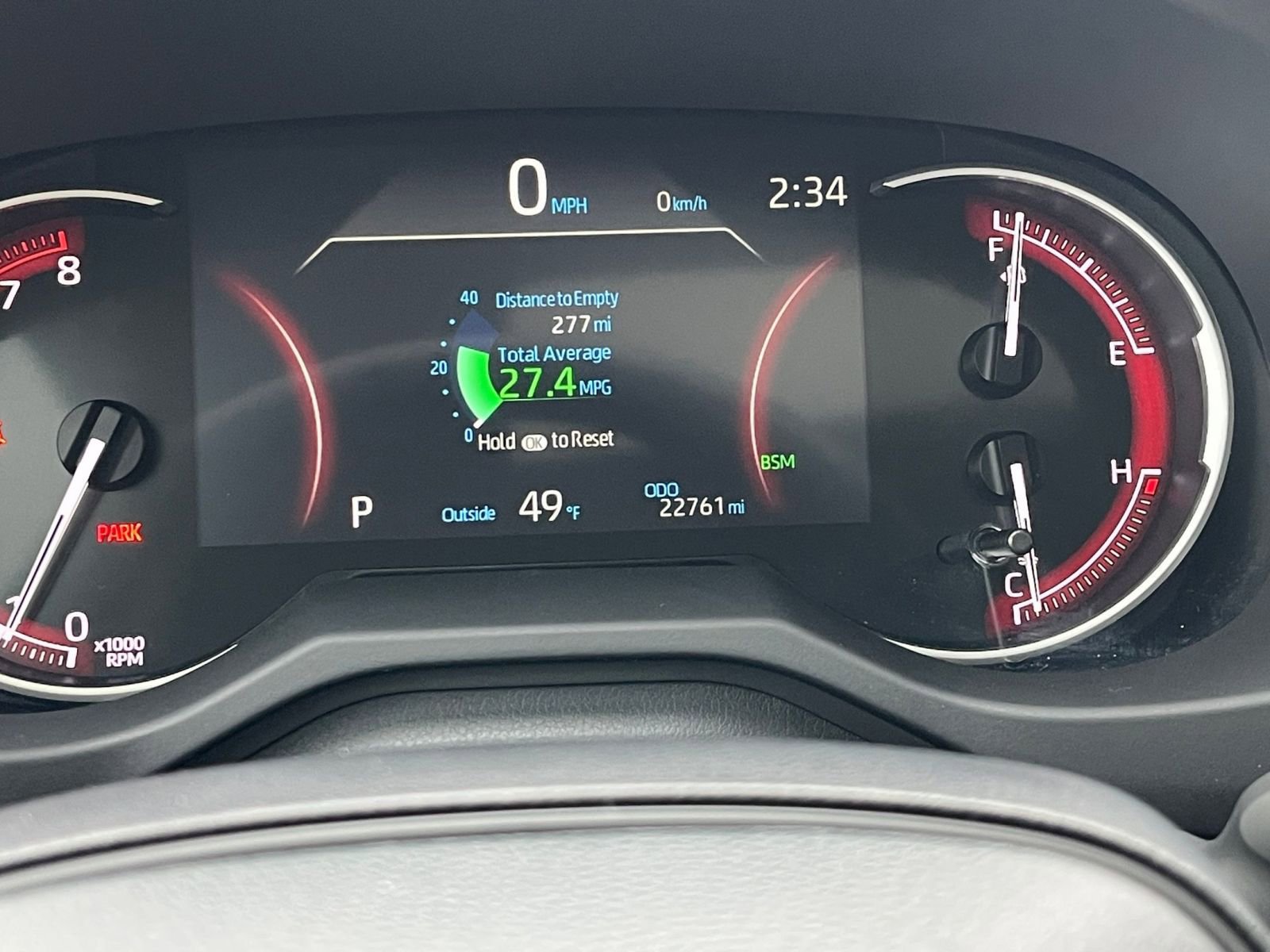 Used 2025 Toyota RAV4 XLE image 41