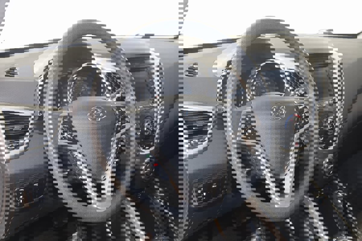 Used 2016 Hyundai Veloster w/ Option Group 02 image 6