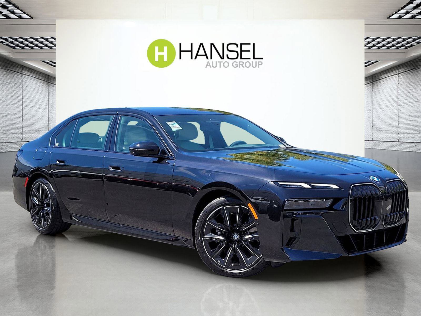 New 2025 BMW 760i xDrive