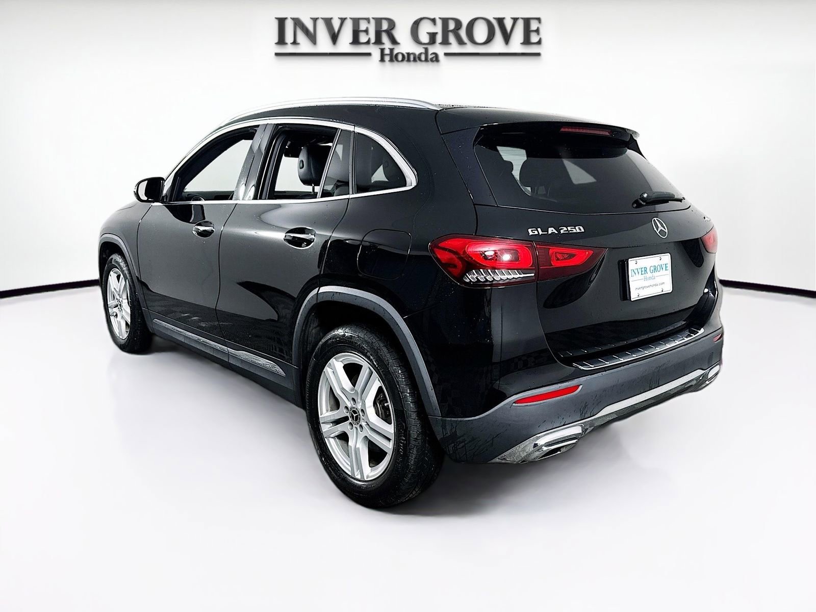 Used 2023 Mercedes-Benz GLA 250 4MATIC image 7